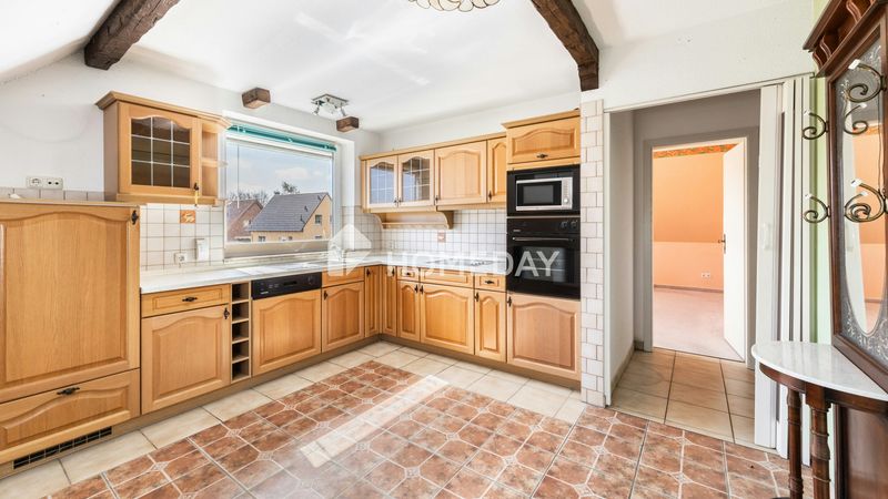 Wohnen auf zwei Ebenen – Vier-Zimmer-Maisonette mit Balkon, Garage und viel Raum für neue Ideen